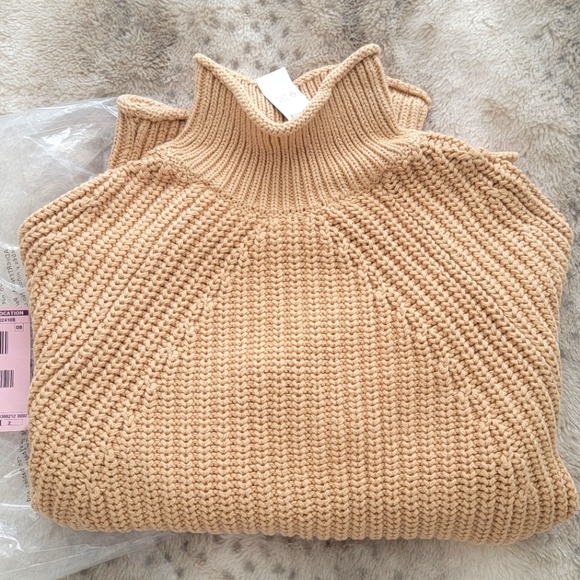 NWT J. Crew Relaxed Rollneck sweater, XXS - Picture 6 of 8